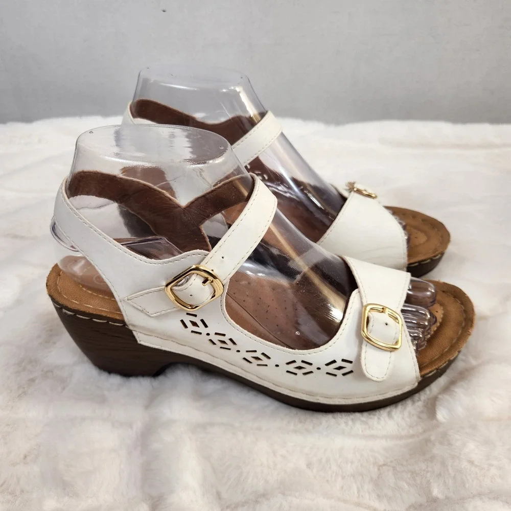 Patrizia Spring Step Women White Wedge Sandals Size 38 Buckle Straps Laser Cut